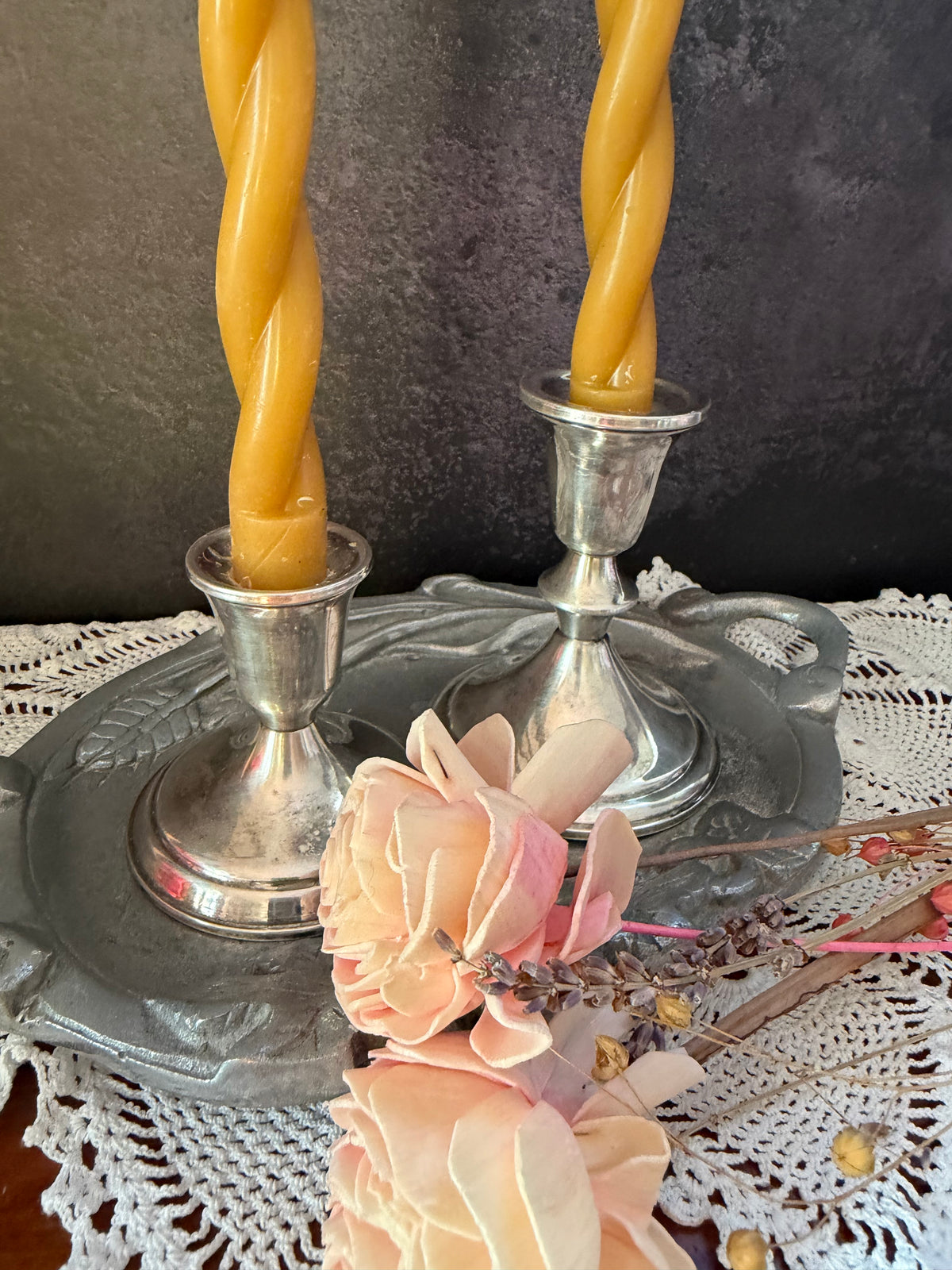 Par de candelabros vintage de plata chapada Towle 3178 | Candelabros clásicos para velas cónicas | Decoración de mesa tradicional en plata