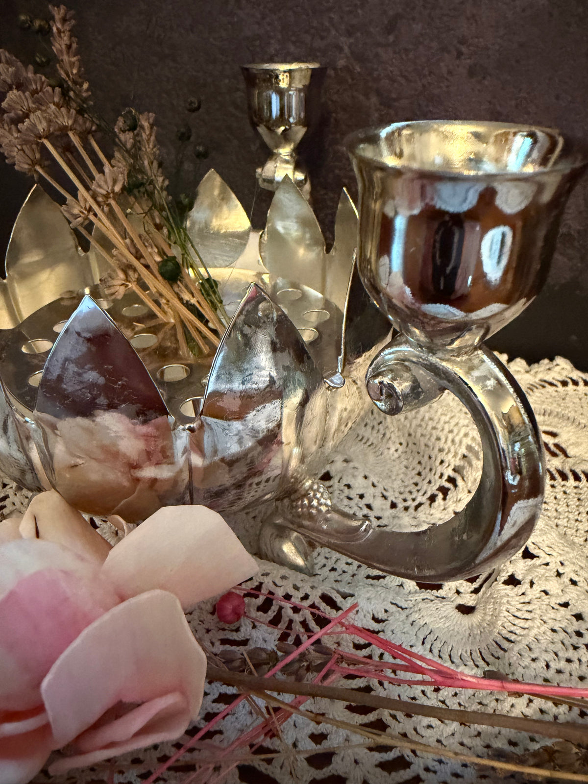Vintage Silver Tone Lotus Flower Candelabra – 3 Candle Holder Centerpiece – Hollywood Regency Floral Candleholder