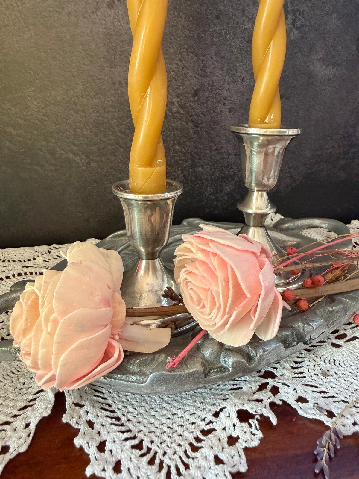 Par de candelabros vintage de plata chapada Towle 3178 | Candelabros clásicos para velas cónicas | Decoración de mesa tradicional en plata